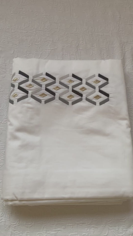 Bluer bed sheet